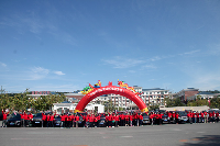 完美车队在本溪桓仁合影留念