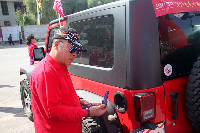 为爱车添加燃油宝