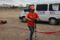 忙里偷闲的工作人员