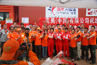 车队“全家福”