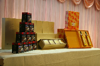 完美公司产品入围赛事组委会方举办的中秋晚宴重量级抽奖礼品